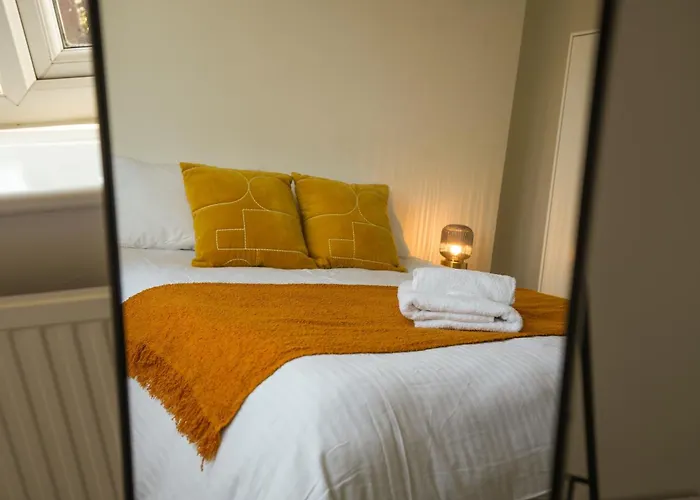 Central Sheffield Stylish Stay